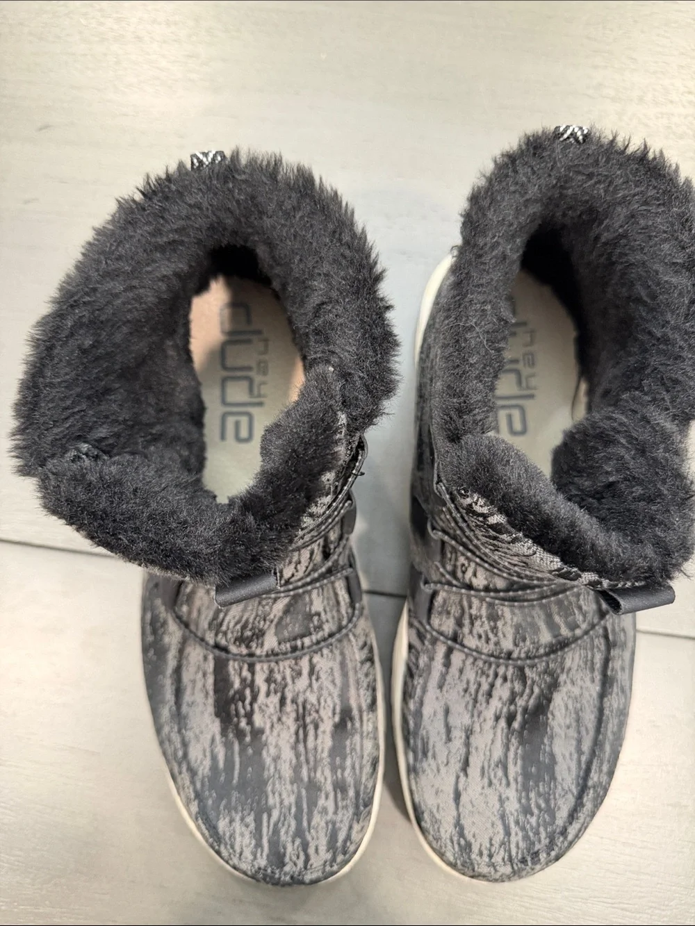 Hey Dude warm faux